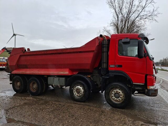 Kipper VOLVO FM 12-380 8X4 STEEL SUSPENSION