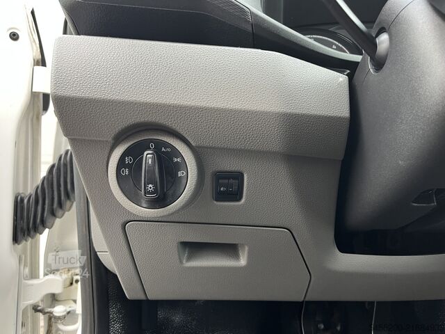 Пътнически автобус Volkswagen Transporter Kombi 2.0 TDI L2H1 9-Persoons Airco...