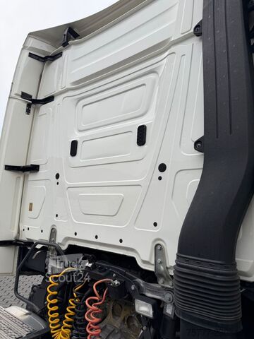 Ελκυστήρας μεγάλου όγκου MERCEDES-BENZ Actros 18-48 Stream Space-MP 5- Retarder-Mega