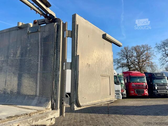 Tipper Benalu 3 axels, spring