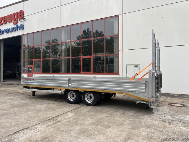 Low loader trailer Möslein TTT 11- 7,28 Neuer Tandemtieflader, 7,28 m Ladefläche