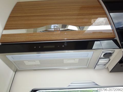 Caravana semiintegrada Eura Mobil Contura 766 EF Top-Angebot