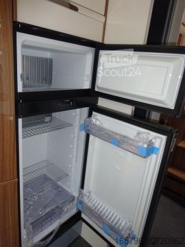 Caravana semiintegrada Eura Mobil Contura 766 EF Top-Angebot