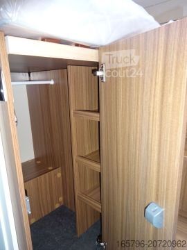 Caravana semiintegrada Eura Mobil Contura 766 EF Top-Angebot