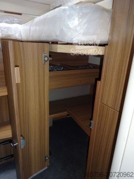 Caravana semiintegrada Eura Mobil Contura 766 EF Top-Angebot