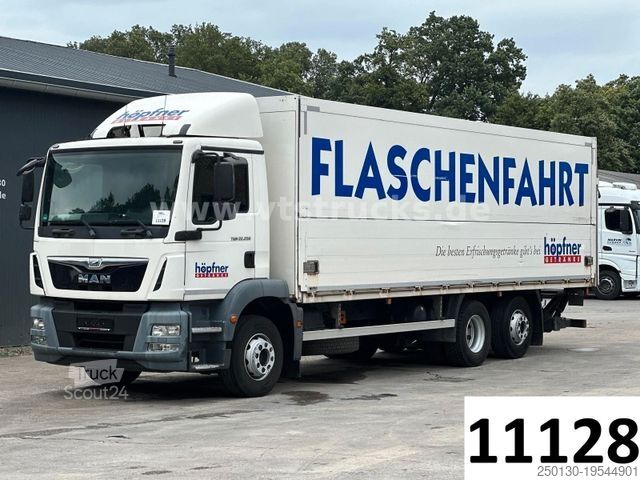 Samochód do przewozu napojów MAN TGM 22.250 Getränkewagen mit Ladebordwand Euro6