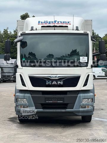 Samochód do przewozu napojów MAN TGM 22.250 Getränkewagen mit Ladebordwand Euro6