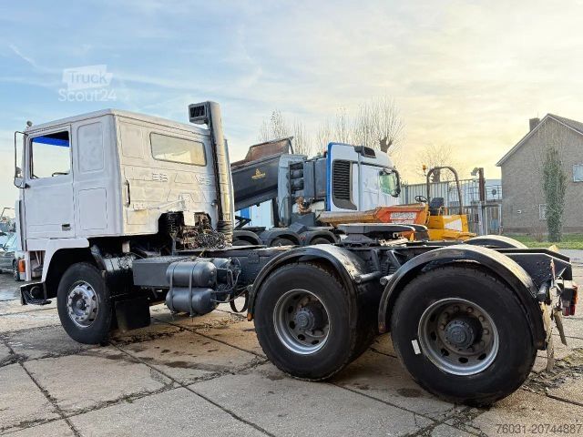 Standaard trekker VOLVO F 12 Turbo B 380 6X4 Tractor-Unit Spring/Spring