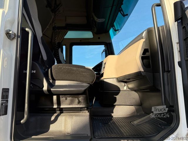 Autocarro con pianale e telone MAN TGX 18.420 XXL Jumbo Kompl 120m³ TÜVneu Retarder