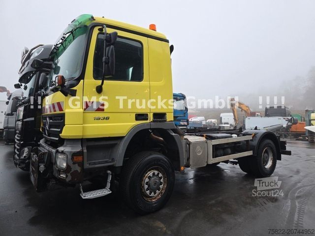 LKW-Fahrgestell MERCEDES-BENZ Actros 1836 / 4X4 ALLRAD / 3 Pedal / Full Steel