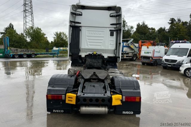 Великооб’ємний тягач IVECO Stralis 420 Mega