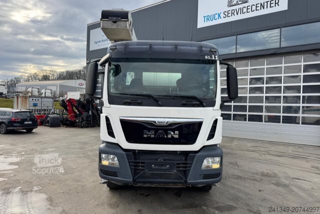 Autobetoniere MAN TGS 35.440 8x4 Liebherr 9m3 Förderband 17M