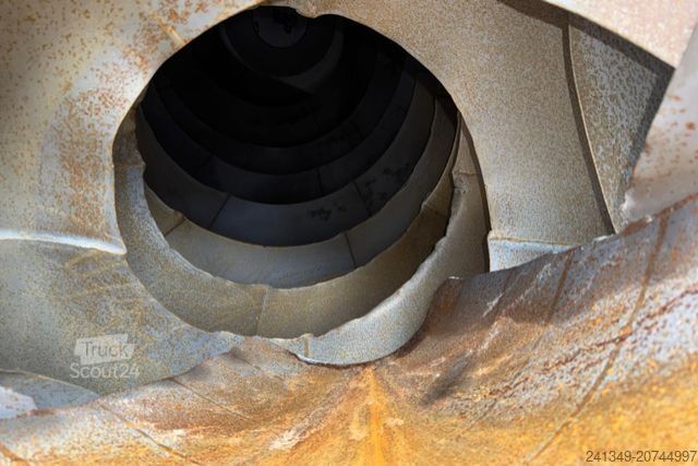 Autobetoniere MAN TGS 35.440 8x4 Liebherr 9m3 Förderband 17M