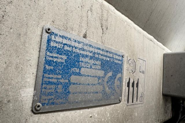 Autobetoniere MAN TGS 35.440 8x4 Liebherr 9m3 Förderband 17M