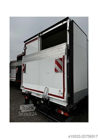 LKW mit Kofferaufbau Mercedes-Benz Atego 1218 BL Kühlkoffer/LBW/Klima