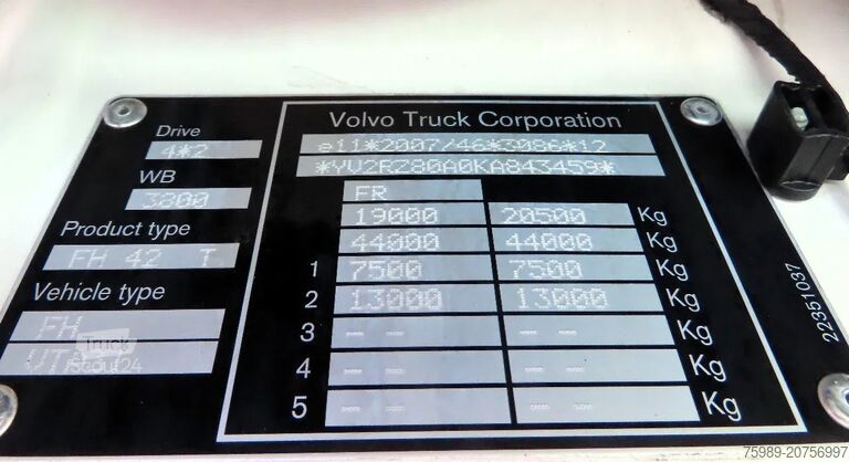 Standaard-SZM Volvo FH 460 YV2RZ80A0KA843459 NL truck, LNG, FRIGO