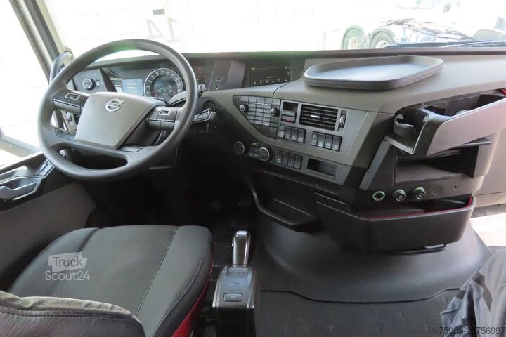 Standaard-SZM Volvo FH 460 YV2RZ80A0KA843459 NL truck, LNG, FRIGO