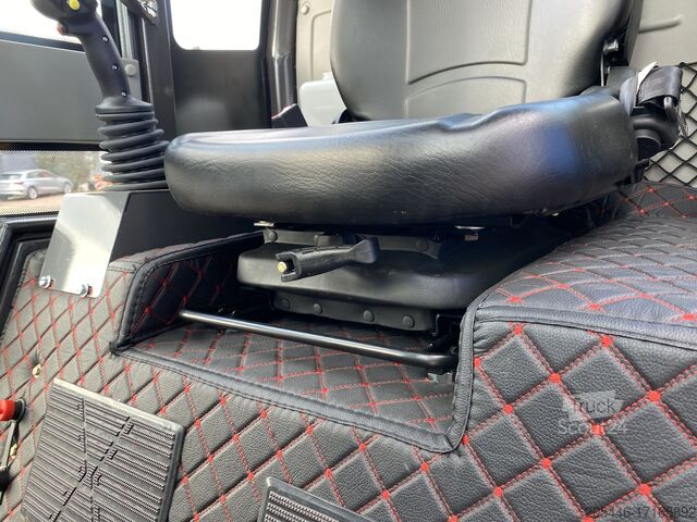 Radlader inkl. Tieflader + Gabelpaket Berger Kraus Radlader/Teleskoplader BK810T *KUBOTA*