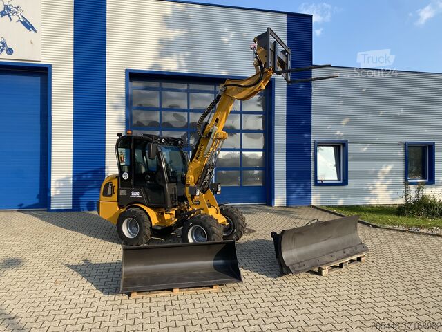 Teleskoplader inkl. Schneeschild-Paket Berger Kraus Radlader/Teleskoplader BK810T *KUBOTA*