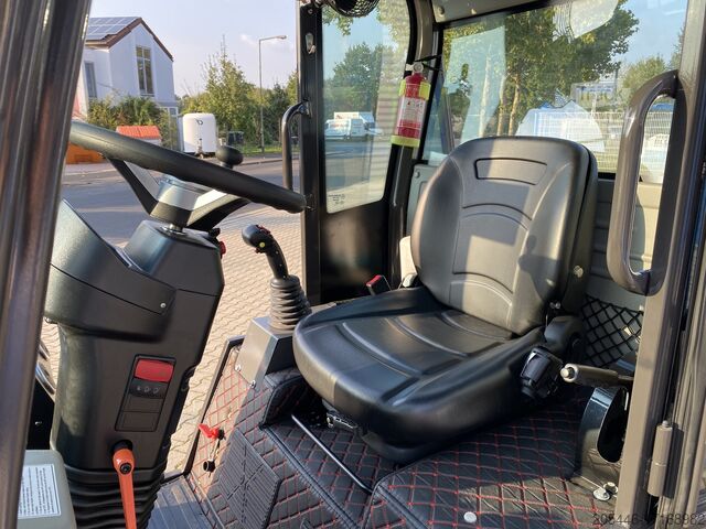 Teleskoplader inkl. Schneeschild-Paket Berger Kraus Radlader/Teleskoplader BK810T *KUBOTA*