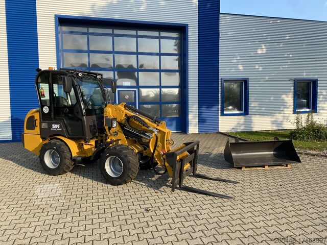 Teleskoplader inkl. Gabelpaket Berger Kraus Radlader/Teleskoplader BK810T *KUBOTA*