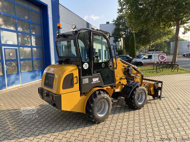 Teleskoplader inkl. Gabelpaket Berger Kraus Radlader/Teleskoplader BK810T *KUBOTA*