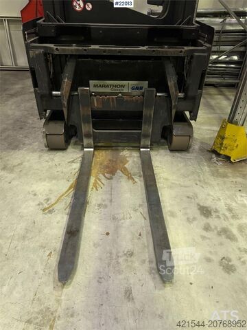 Chariot élévateur à fourche Linde R14X-03 Reach Truck