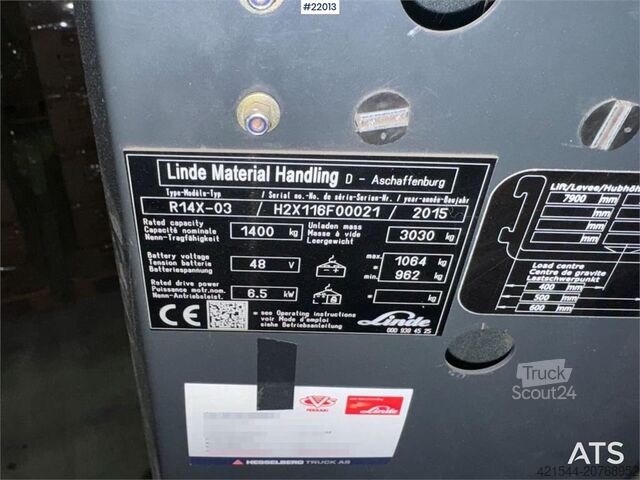 Chariot élévateur à fourche Linde R14X-03 Reach Truck