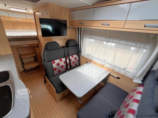 Camper mansardato DETHLEFFS A 6977 - Festbett - 2 x Klima - AHK -