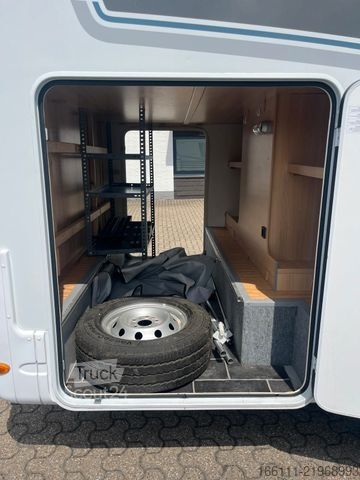 Camper mansardato DETHLEFFS A 6977 - Festbett - 2 x Klima - AHK -