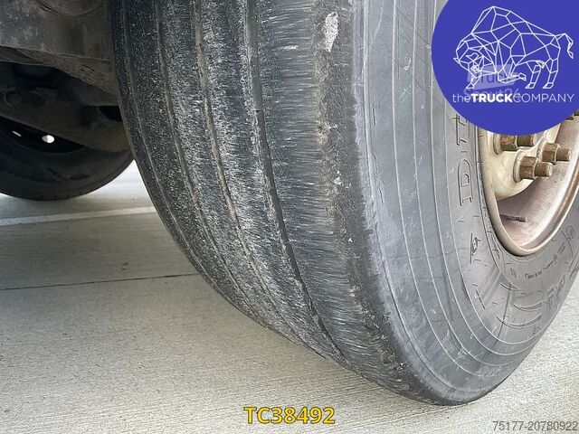 Remorque à plate-forme Renders 