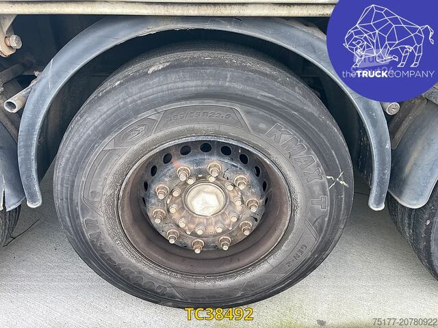 Remorque à plate-forme Renders 