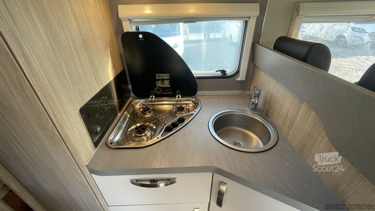 Caravan/camper Fiat Ducato Carasuite 650 MF | 5 Posti Letto | Semintegrato