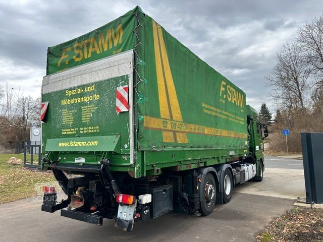 Planbil med presenning MAN TGS 26.480 Kran 25m, Wechselpritsche , Container