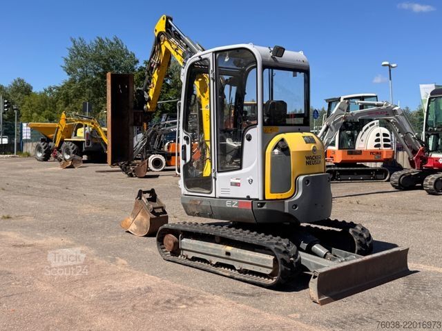 Mini bager WACKER Wacker Neuson EZ 28 Powertilt 2 Löffel