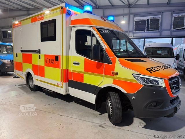 Brandweerwagen MERCEDES-BENZ Sprinter III 519 RTW*RETTUNGSFAHRZEUG*ATM-MOTOR
