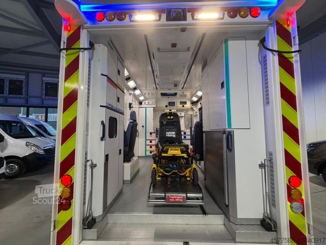 Brandweerwagen MERCEDES-BENZ Sprinter III 519 RTW*RETTUNGSFAHRZEUG*ATM-MOTOR