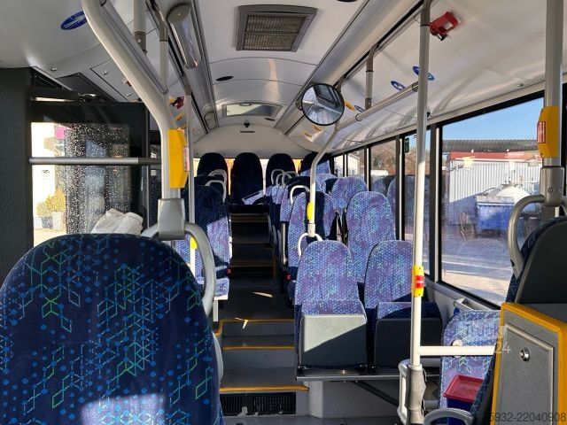 Autobus urbano SOLARIS Urbino 8.9 LE Midi K    3-PUNKT-Gurte