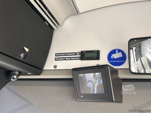Autobus urbano SOLARIS Urbino 8.9 LE Midi K    3-PUNKT-Gurte