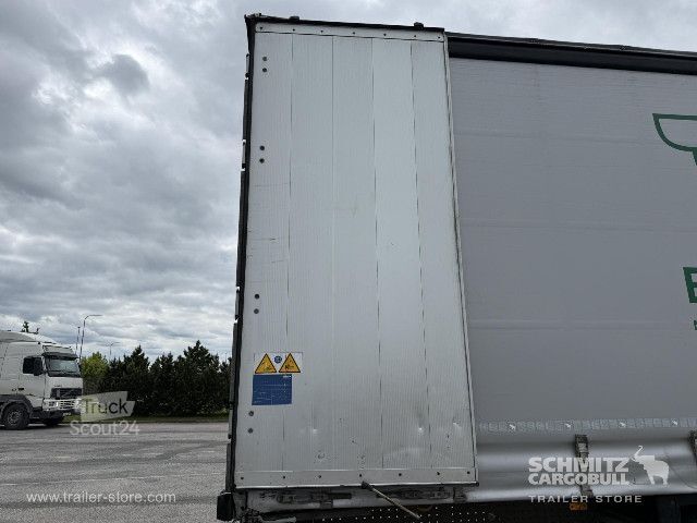 Öppen semitrailer med kapell Schmitz Cargobull Curtainsider Standard