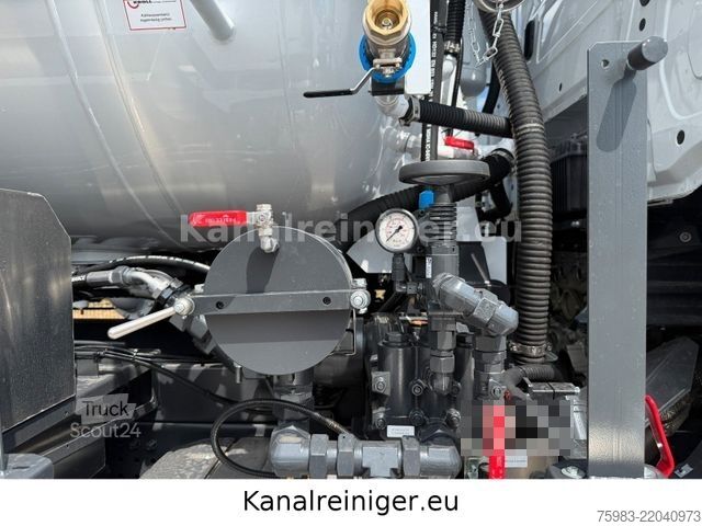 Saugwagen MERCEDES-BENZ AROCS 3545 L 8x4 BL - Kroll ADR Sauger WRP