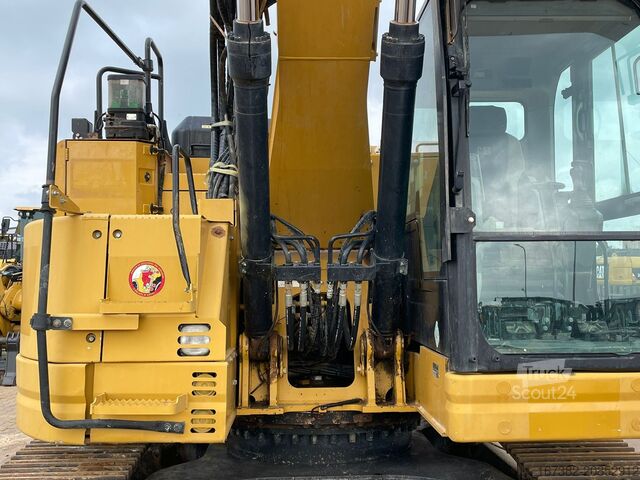 Crawler excavator Caterpillar 325F LCR