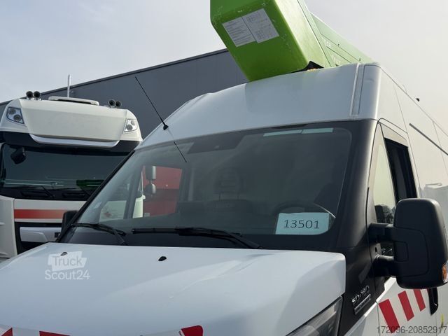 Plate-forme élévatrice sur camion IVECO Daily 50C18 17,2m, 2-Punkt, 200Kg, TOP