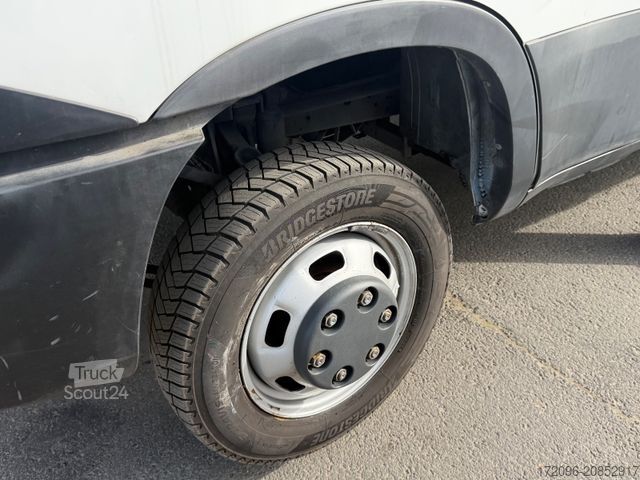 Plate-forme élévatrice sur camion IVECO Daily 50C18 17,2m, 2-Punkt, 200Kg, TOP