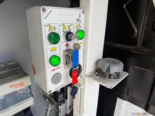 Plate-forme élévatrice sur camion IVECO Daily 50C18 17,2m, 2-Punkt, 200Kg, TOP