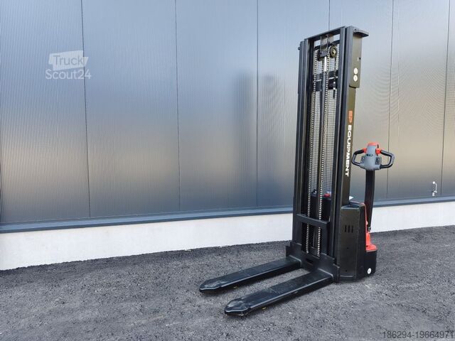 Stivuitor manual EP DS3 NEUMASCHINE