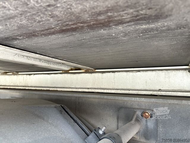 Caja intercambiable con toldo Krone Jumbo 7,82m 3m hoch Hubdach + Edscha