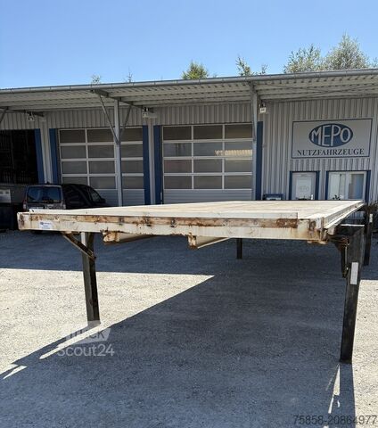 Vaihtolava tasalavallaVaihtolava lavallaVaihtoalusta lavalla Krone Plattform 7,82m Multilockaußenrahmen