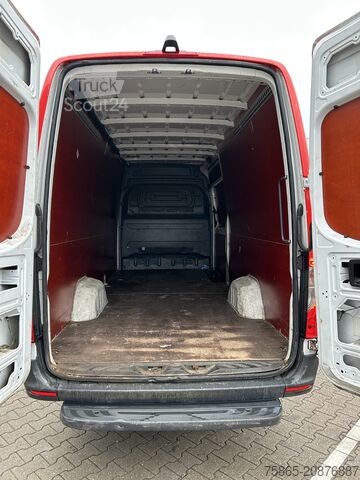 Furgoneta Mercedes-Benz Sprinter 311 2.2 CDI Euro 6D / 137 dkm / L3 H2 ...