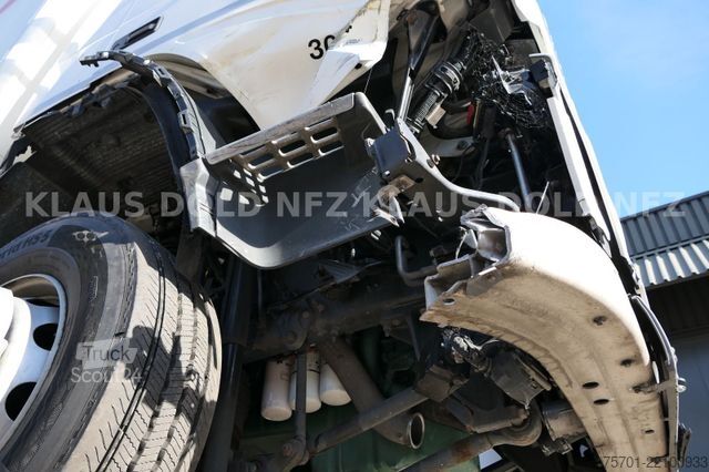 Хладилен камион VOLVO FM 460 Kühlkoffer Unfall Getriebeschaden